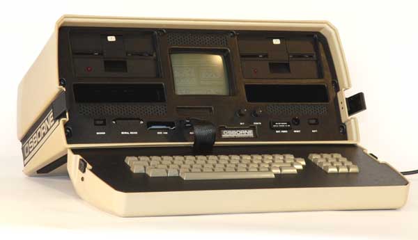 Primul calculator portabil Osborne 1